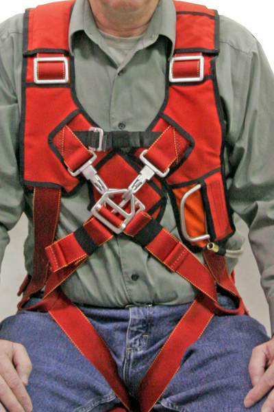 man in red AEROBATIC CROSS-OVER HARNESS